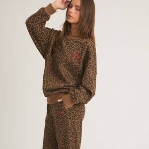 Leopard Lounge 2 pc Set